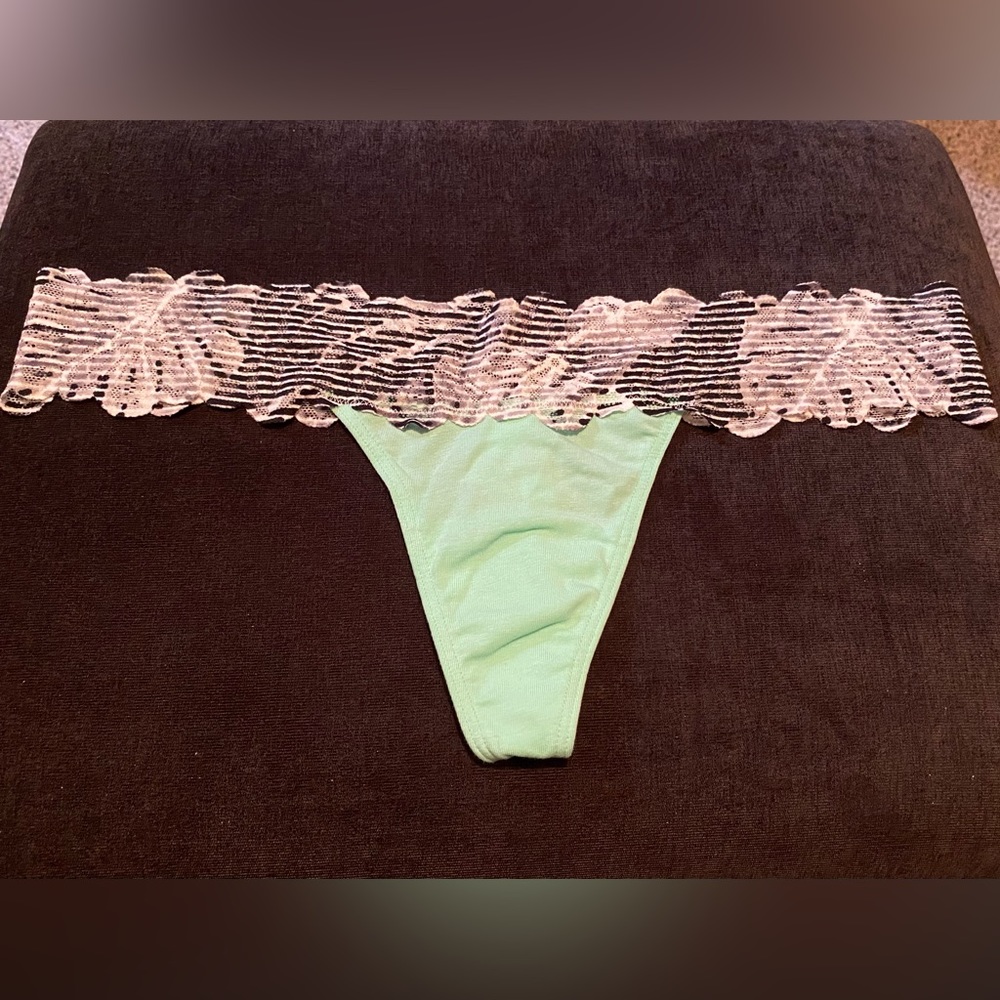 Pink Victoria’s Secret L Mint Green/Black/White Thong - Brand New